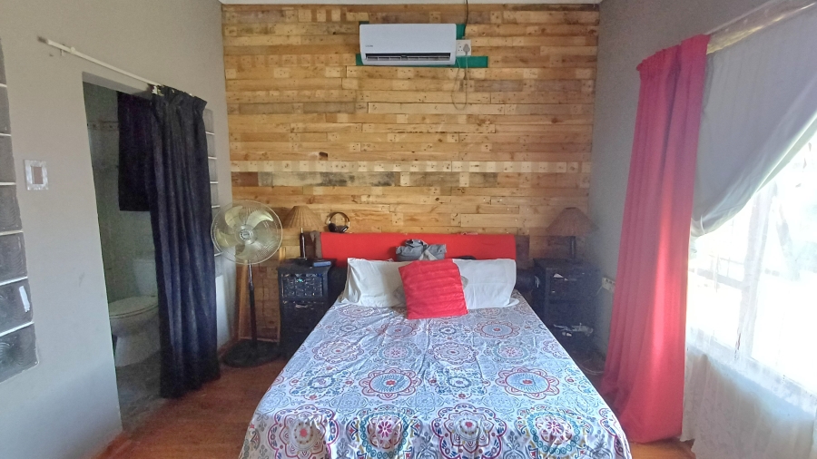 3 Bedroom Property for Sale in Van Riebeeck Hoogte Eastern Cape